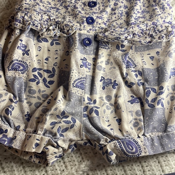 “Kids on the go” 4t floral white/blue romper - Picture 4 of 5